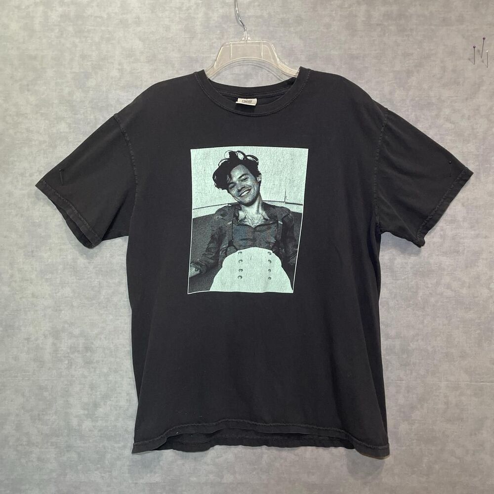 Harry Styles t-shirt